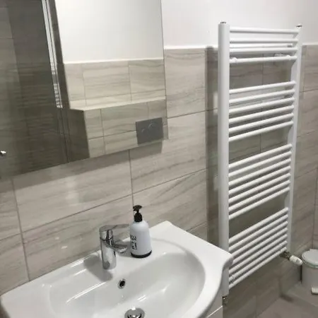 Lobarat Panzio Bed & Breakfast