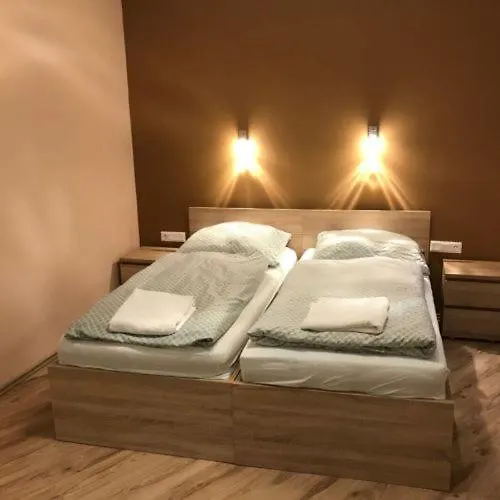 Lobarat Panzio * Cserszegtomaj