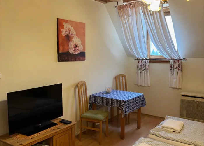 Bed & Breakfast Lobarat Panzio *