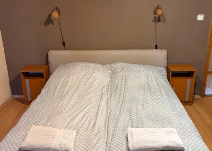 Lobarat Panzio Bed & Breakfast